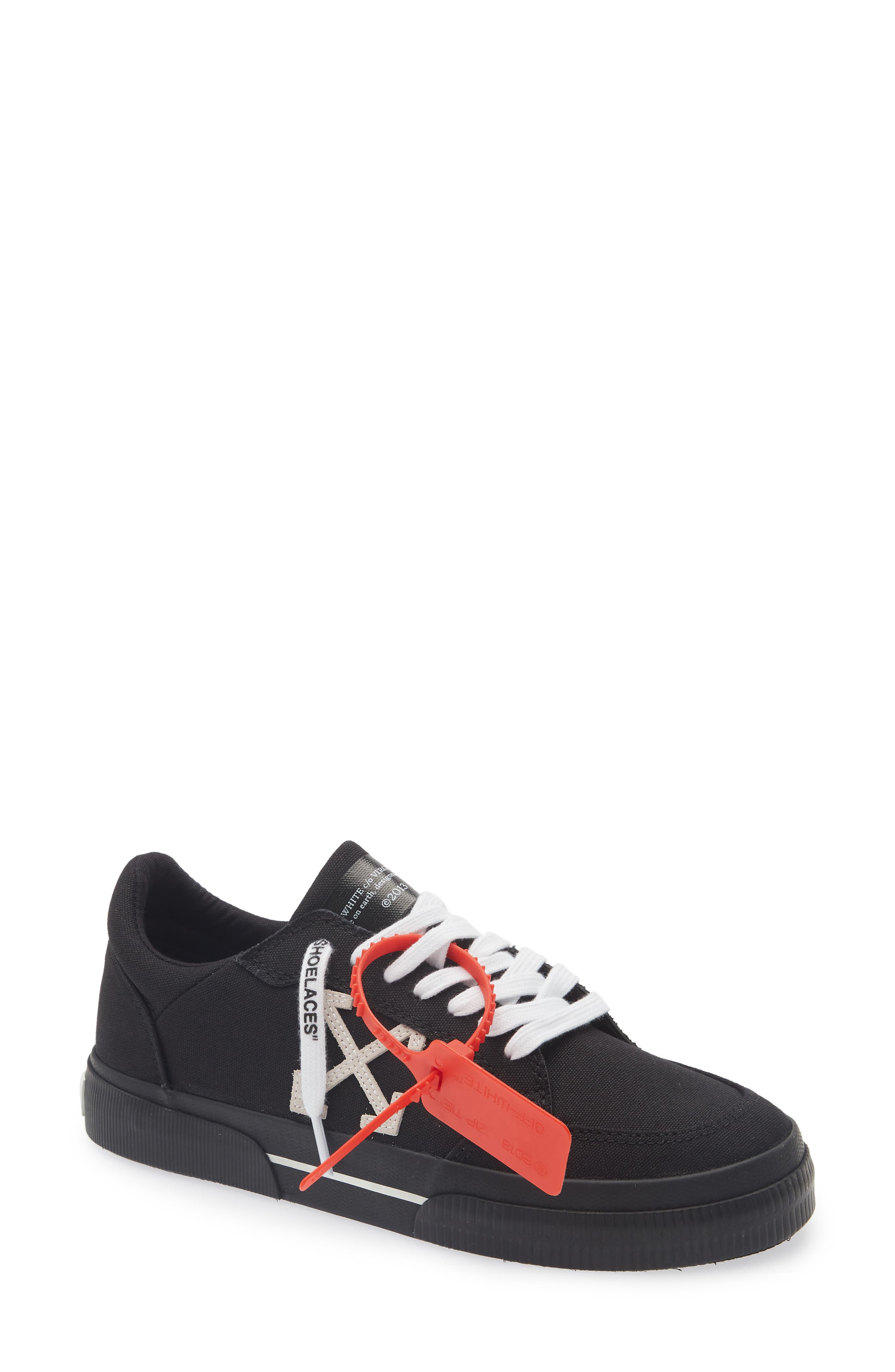 Off-White Vulcanized Low Sneaker, Main, color, Black - White