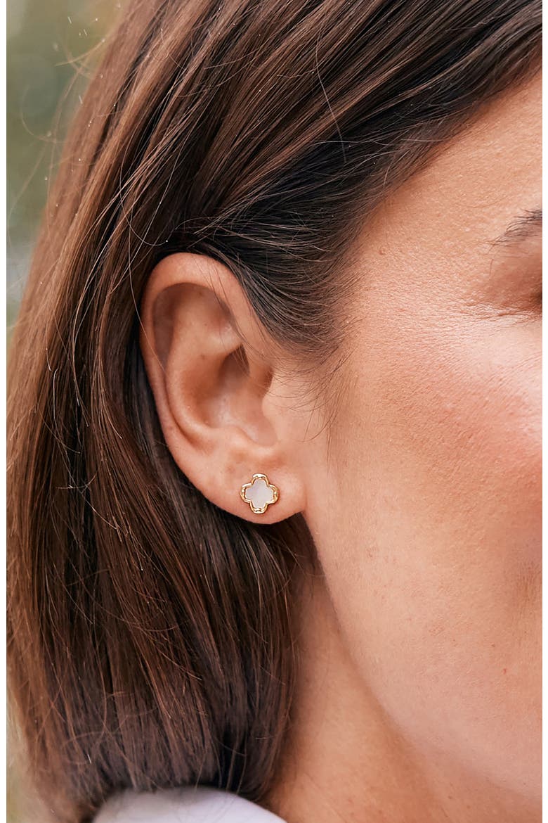 Chatham Clover Mother-of-Pearl Stud Earrings, Alternate, color, GOLD