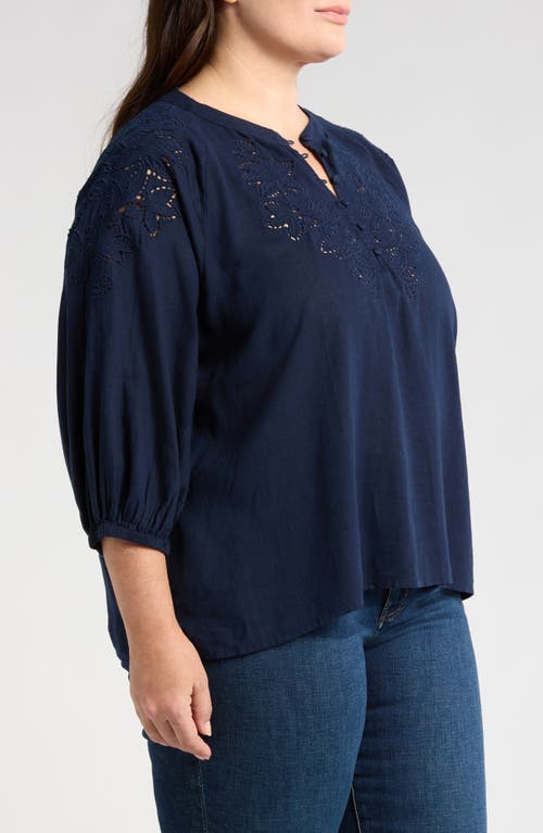 Caslonr Caslon(r) Embroidered Cutwork Split Neck Linen Blend Popover Top In Navy Blazer