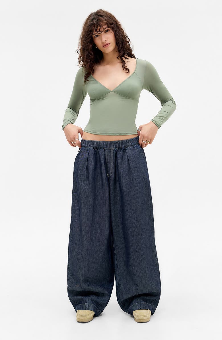 BDG Urban Outfitters Bobbi Pleated Raw Denim Pants, Alternate, color, Mid Vintage