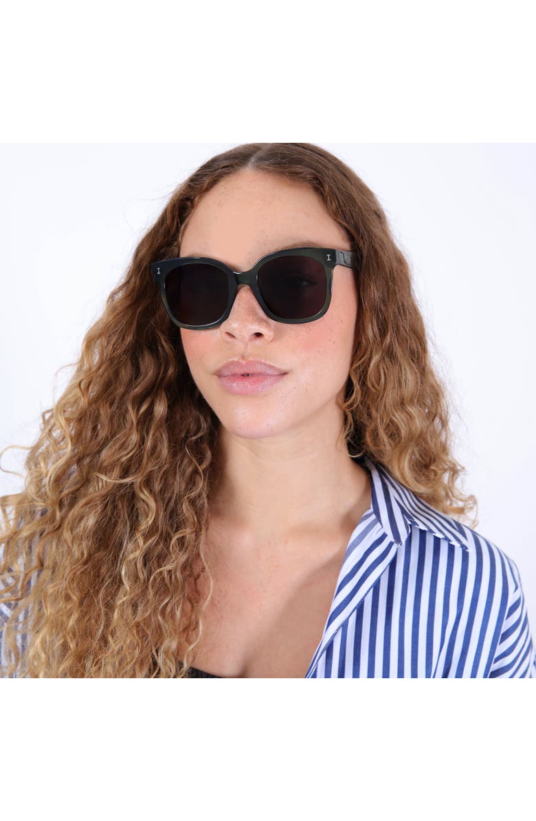 Illesteva Valencia Sunglasses, Alternate, color, 