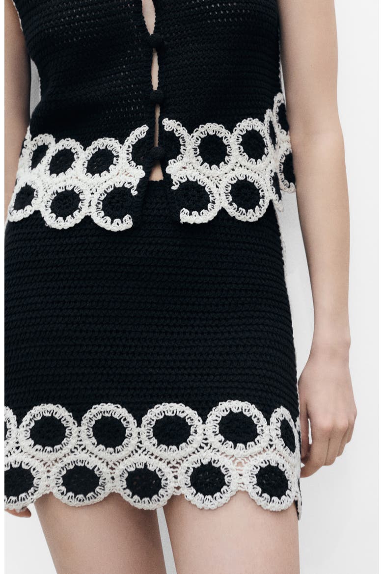 Ton Crochet Miniskirt, Alternate, color, BLACK