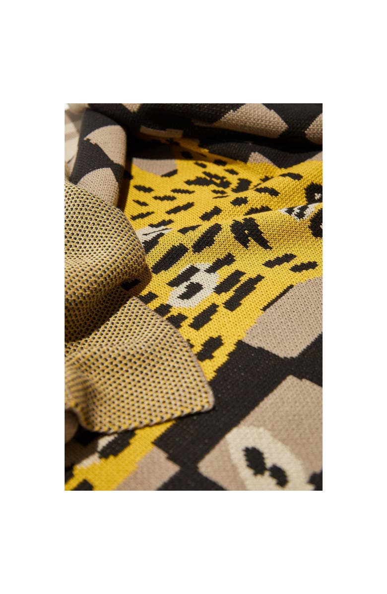 Biquette Three Of Cats Knit Throw Blanket, Alternate, color, Leopard's Bane