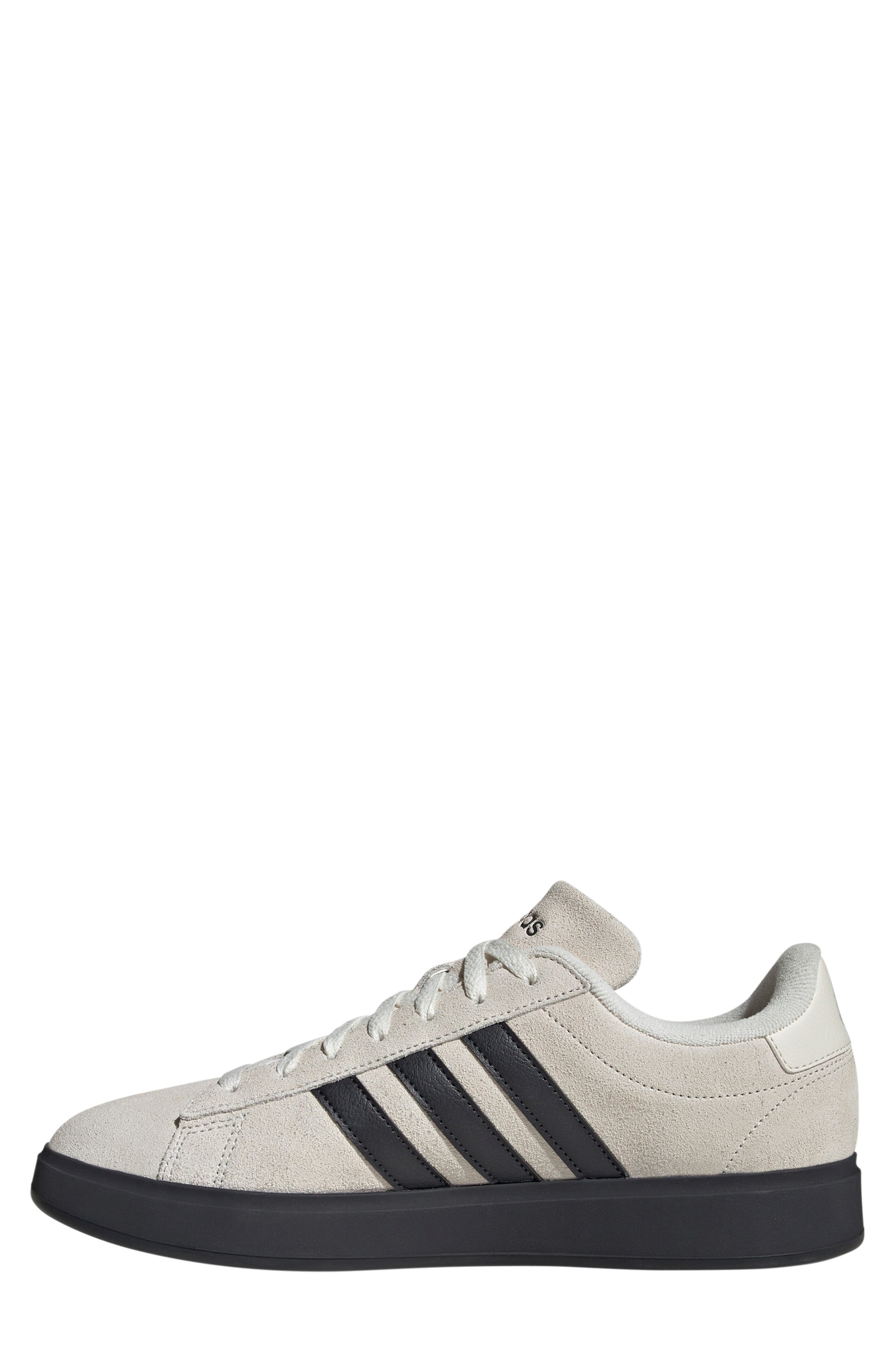 adidas x Star Wars<sup>™</sup> Mandalorian Grand Court 2.0 Sneaker, Alternate, color, Off White/ Night Grey
