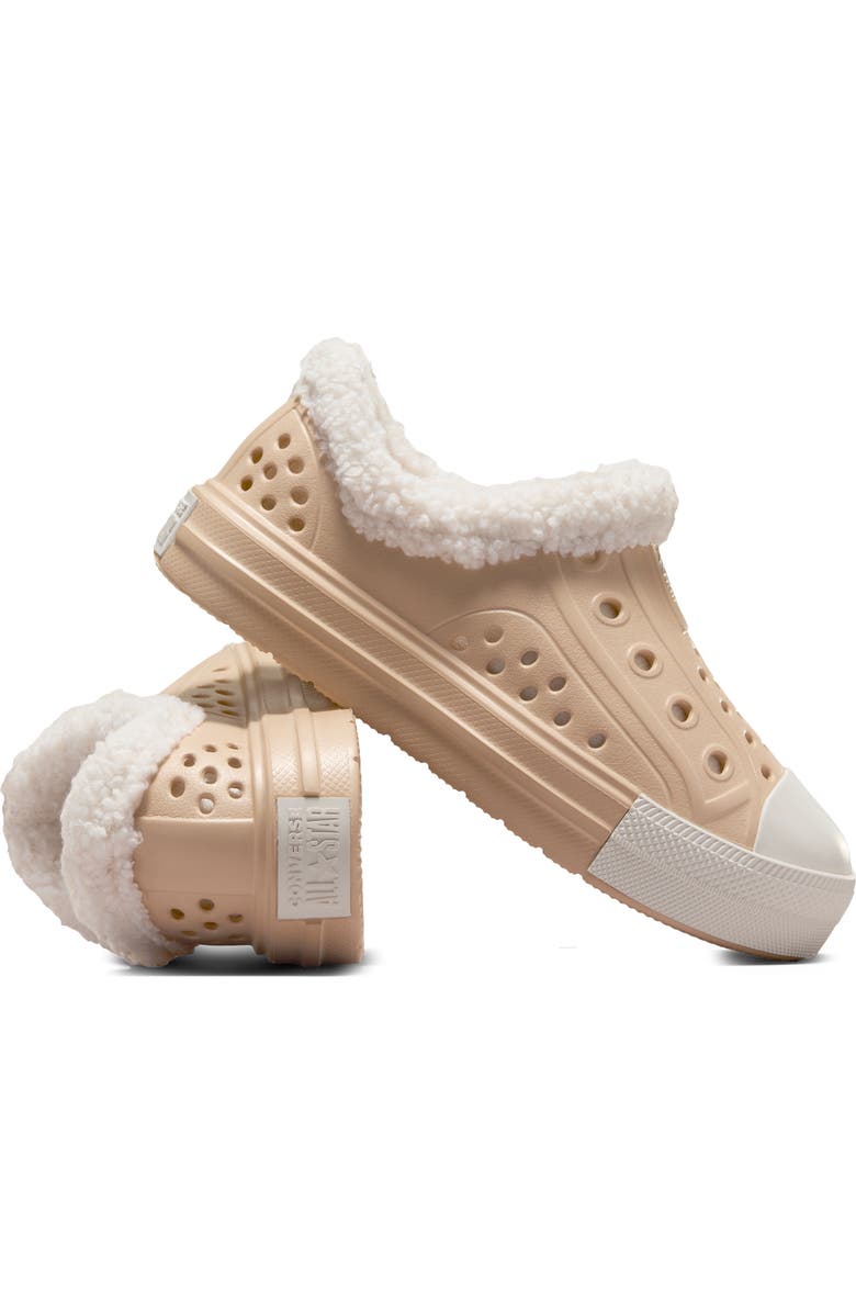 Converse Kids' Chuck Taylor All Star<sup>™</sup> Play Lite CX High Pile Fleece Slip-On Shoe, Alternate, color,