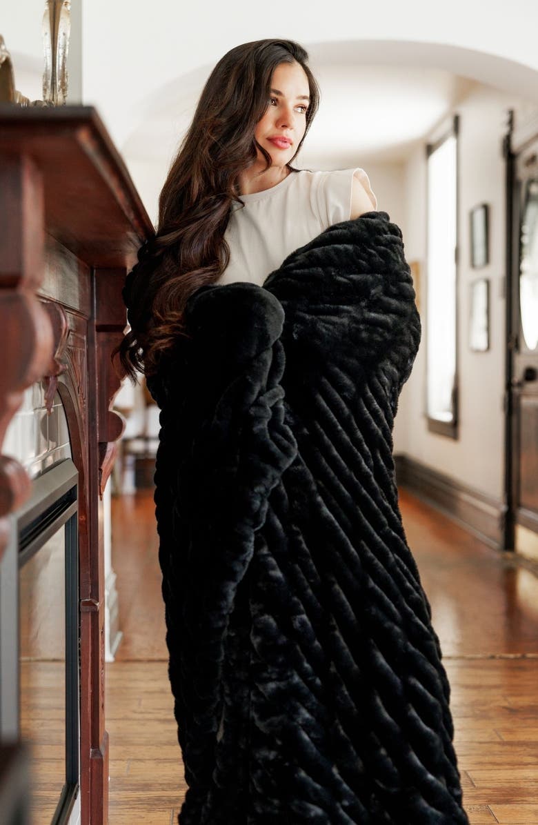 Minky Couture Hugs Black Blanket, Alternate, color, Black
