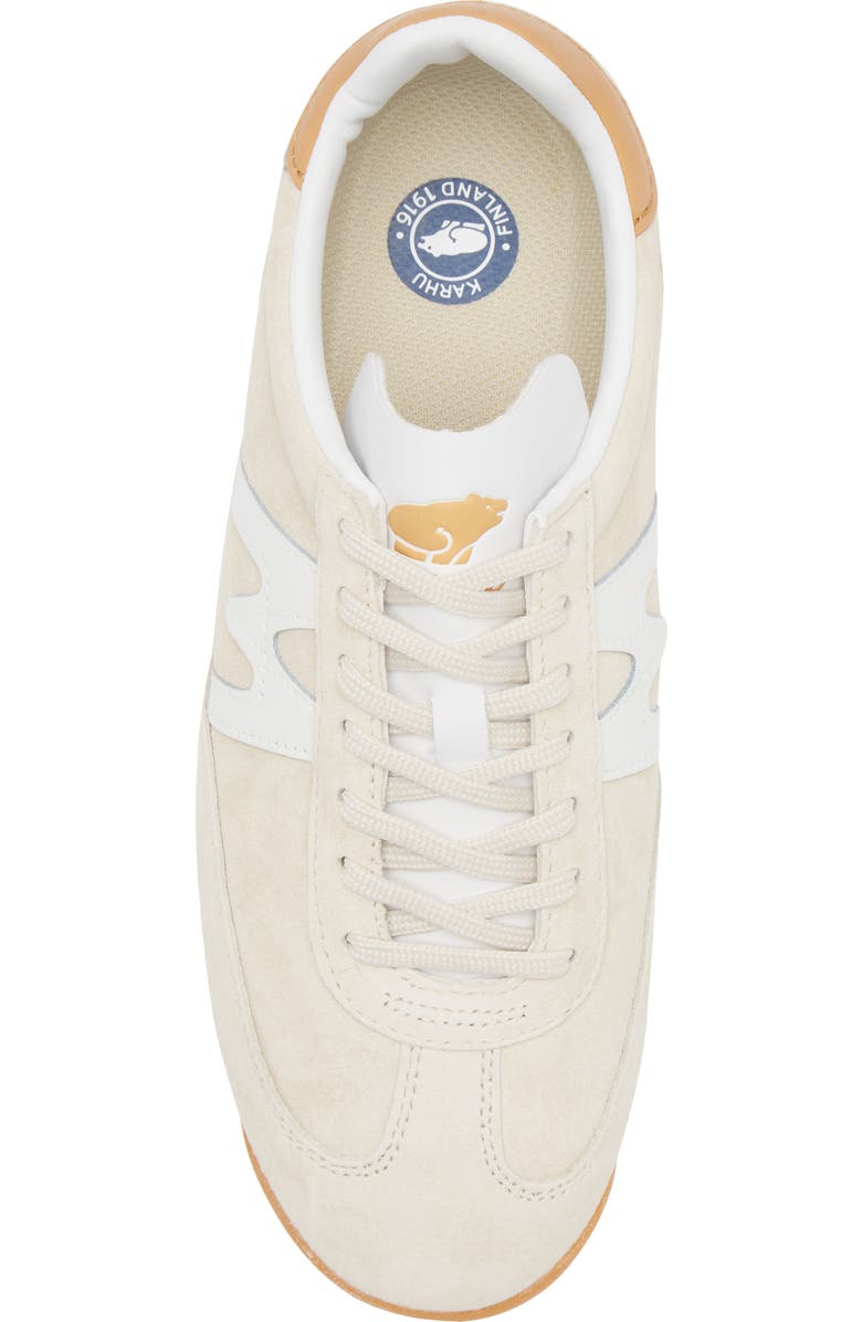 Karhu Gender Inclusive Mestari Sneaker, Alternate, color, Turtledove / Bright White