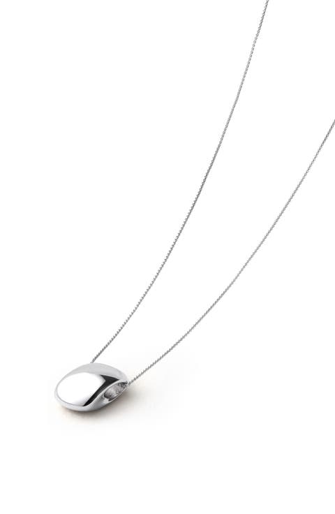 Leon Pendant Necklace