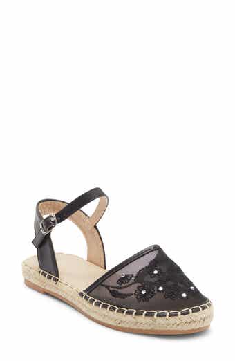 TOP MODA Chrom Floral Embroidered Ankle Strap Flat