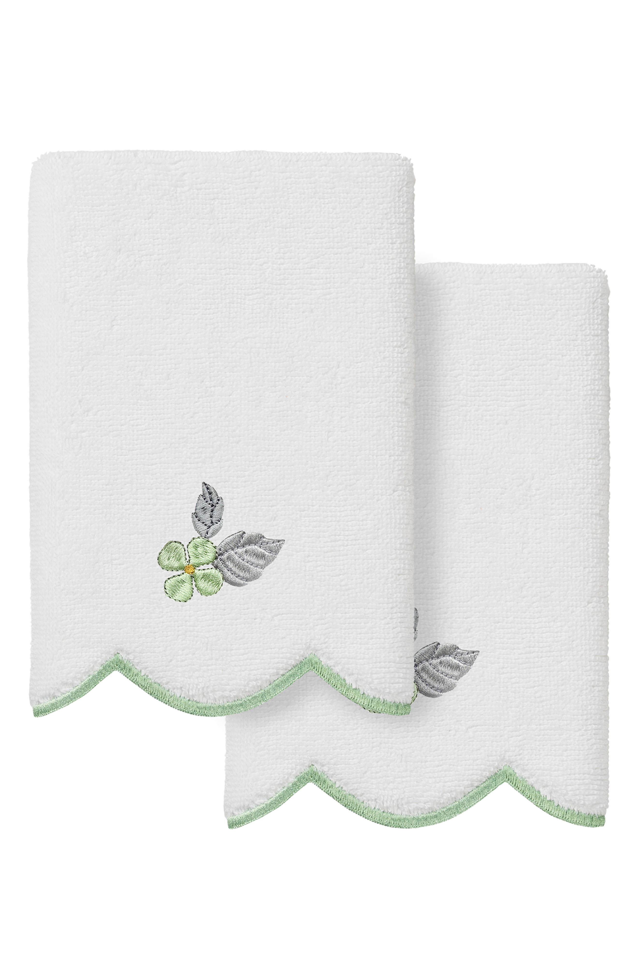 Hydea Scalloped Set of 2 Embroidered Washcloths
