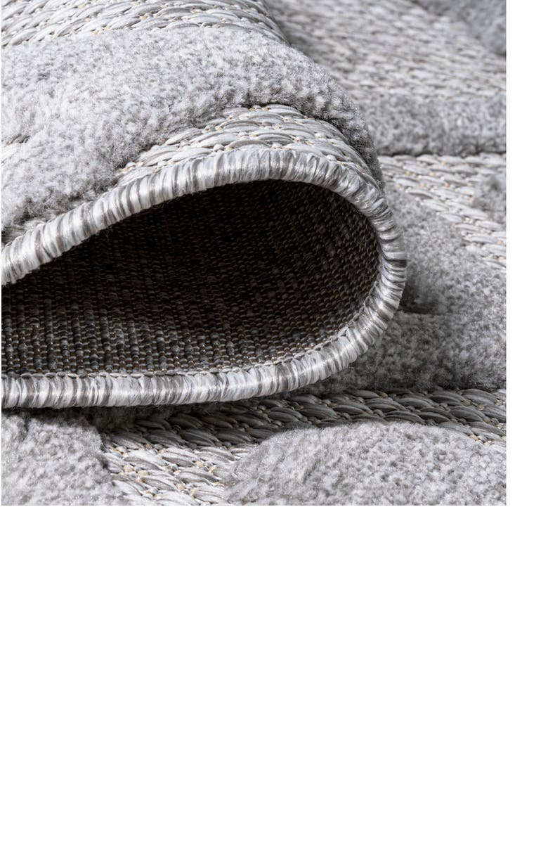 JONATHAN Y Peralta Moroccan Diamond Indoor/Outdoor Area Rug, Alternate, color, Light Gray