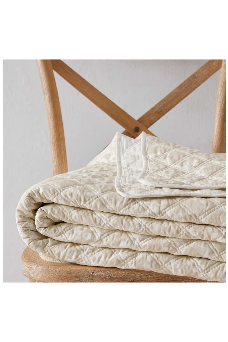Layered Branches Cotton Quilt, Alternate, color, OYSTER SHELL/ WHITE