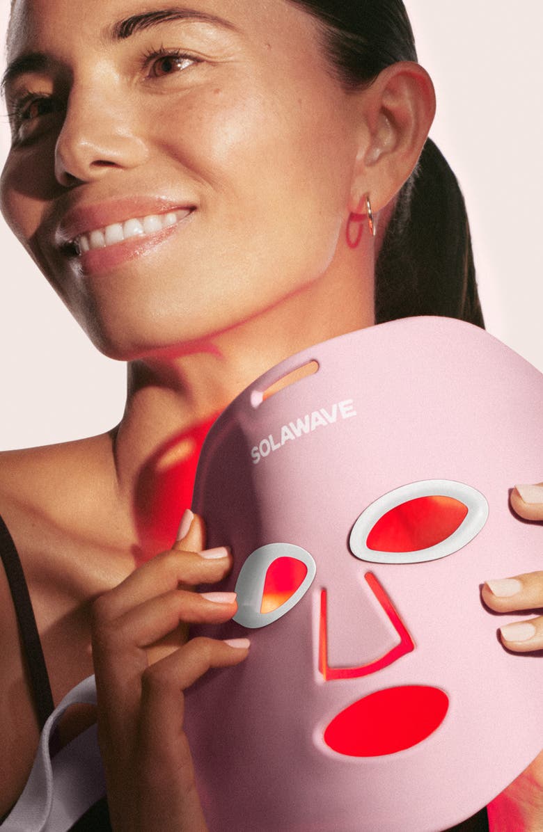 Wrinkle Retreat Light Therapy Face Mask