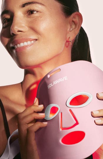 Wrinkle Retreat Light Therapy Face Mask