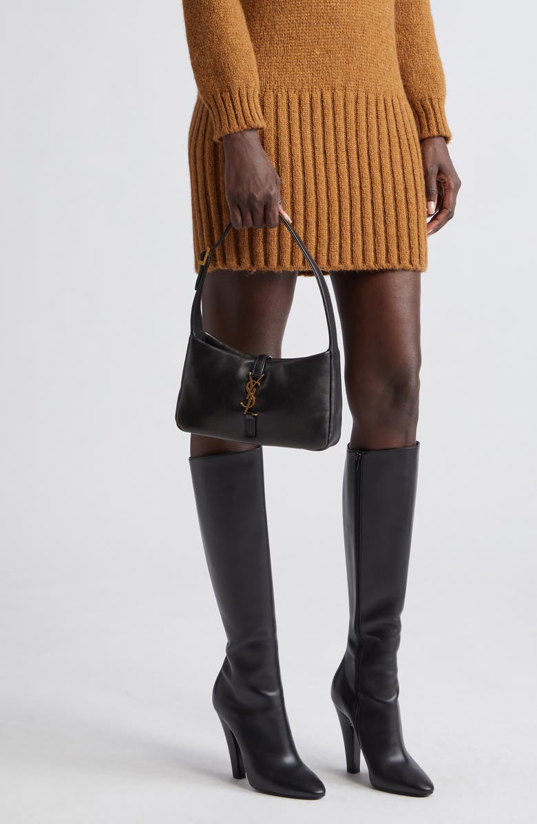 Saint Laurent Le 5 À 7 Padded Leather Hobo Bag, Alternate, color, Nero