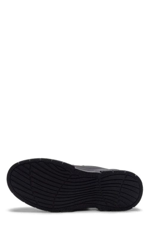 A. Veer Vanta Zipper Boot In Black