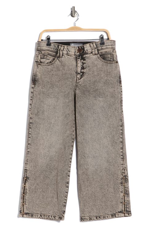 Faux Pearl Detail Acid Wash Jeans (Petite)