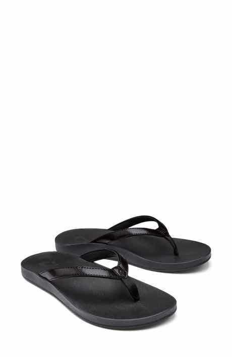 OluKai Puawe Flip Flop