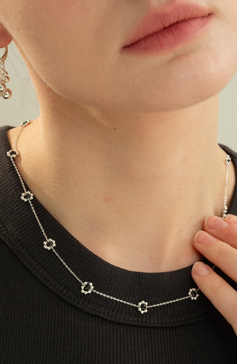 Bearfruit Jewelry Sterling Silver Dari Onyx Flower Necklace, Alternate, color,