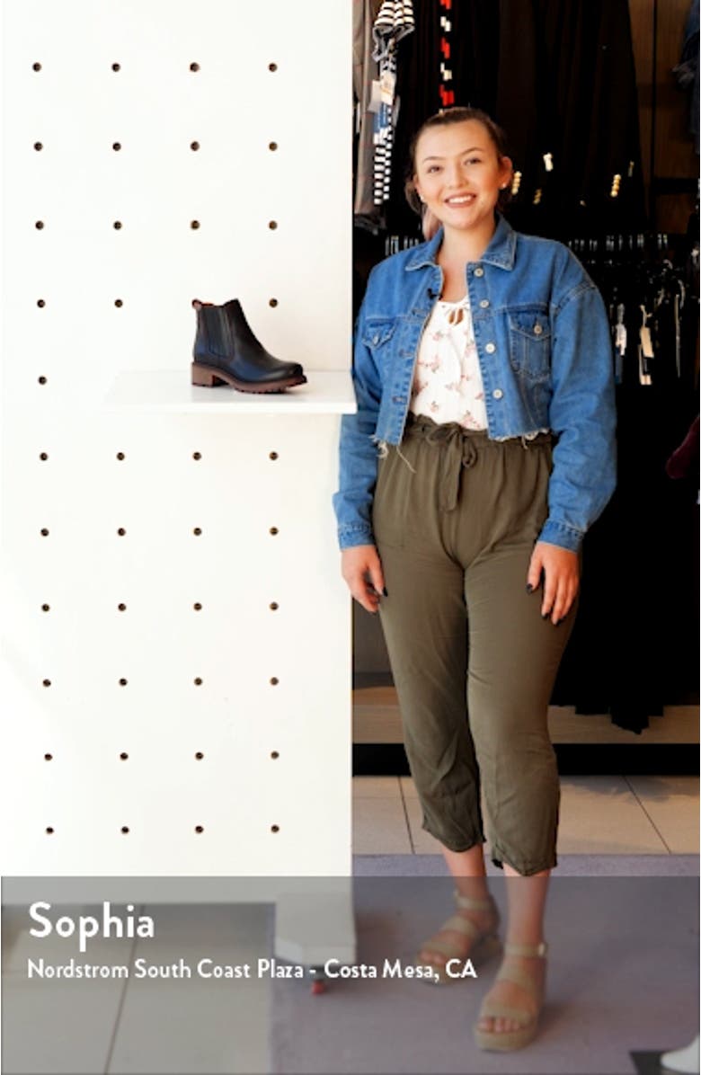 Aspe Bootie, sales video thumbnail