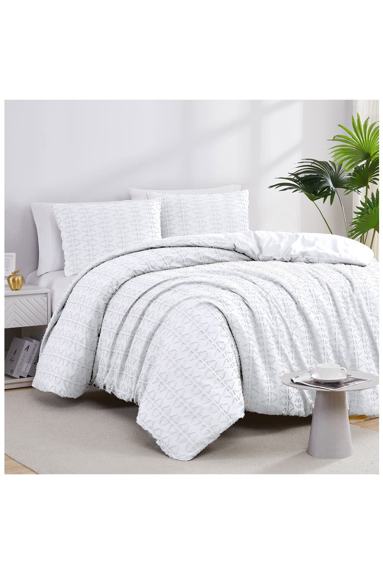 Bali Clipped Jacquard Duvet Cover, Main, color, WHITE