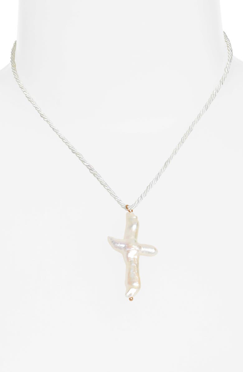 FRASIER STERLING Florenzia Freshwater Pearl Cross Pendant Necklace, Main, color, Cream