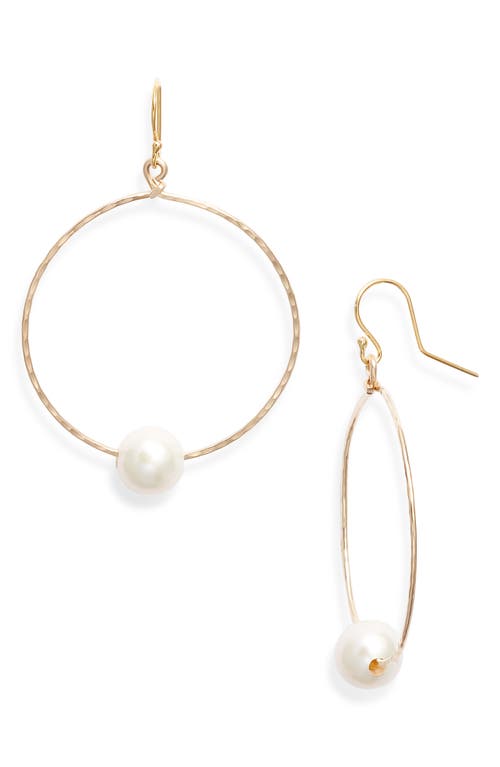 Ki-ele Alii Large Freshwater Pearl Hammered Hoop Earrings In Gold