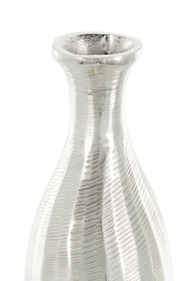 VIVIAN LUNE HOME Set of 2 Tall Metal Vases, Alternate, color, Silver