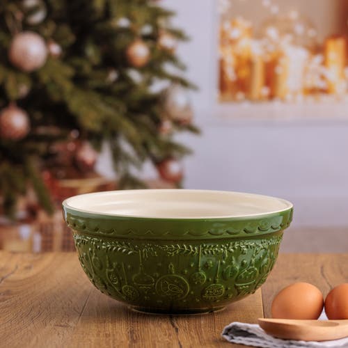 Mason Cash Deck The Halls Size 24 Green Mixing Bowl, 2.15 Quart In Green