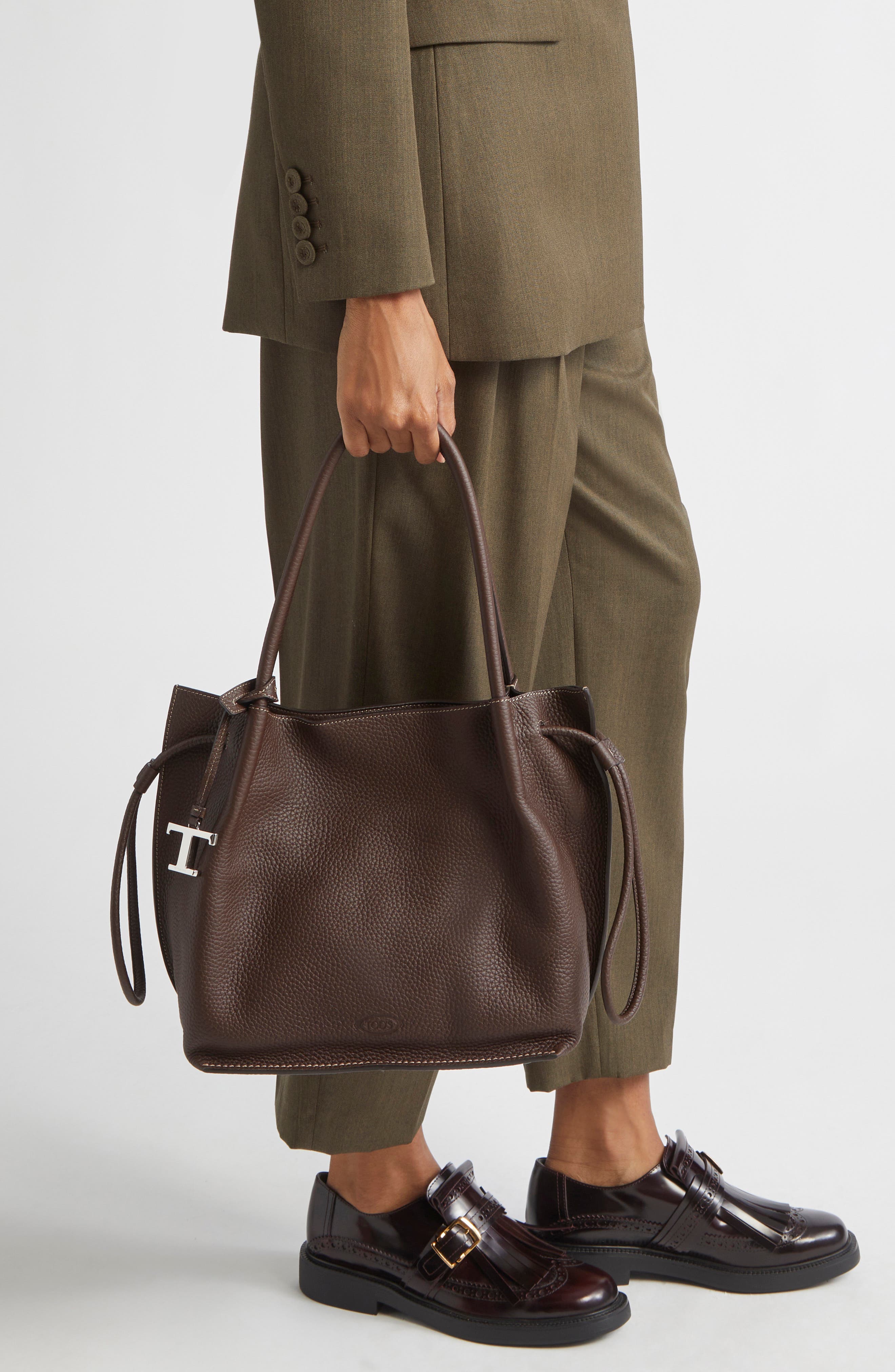 Tod
s Small Buz Leather Bucket Bag, Alternate, color, Marrone Africa