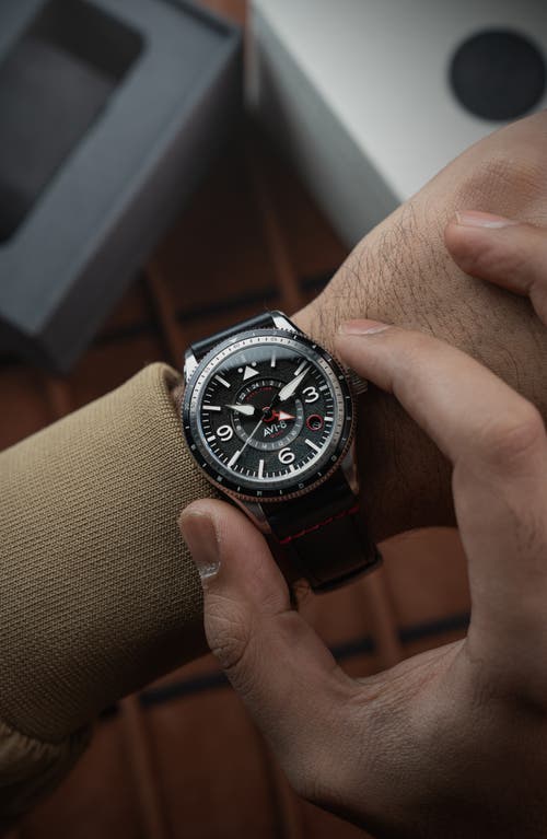 Avi-8 Flyboy Airmaster Gmt Leather Strap Watch, 40mm In Black