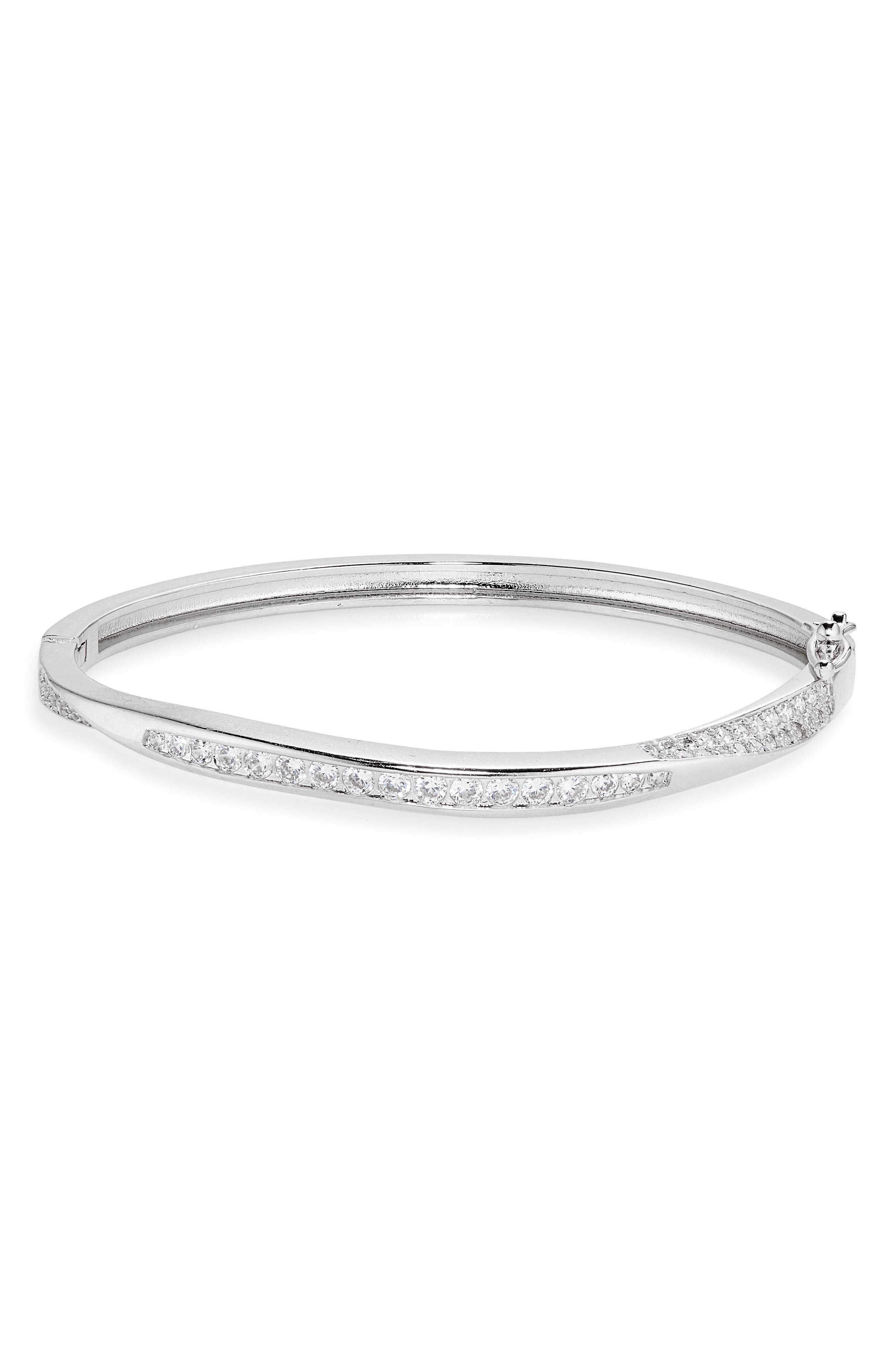 NORDSTROM RACK Cubic Zirconia Wavy Bangle Bracelet
