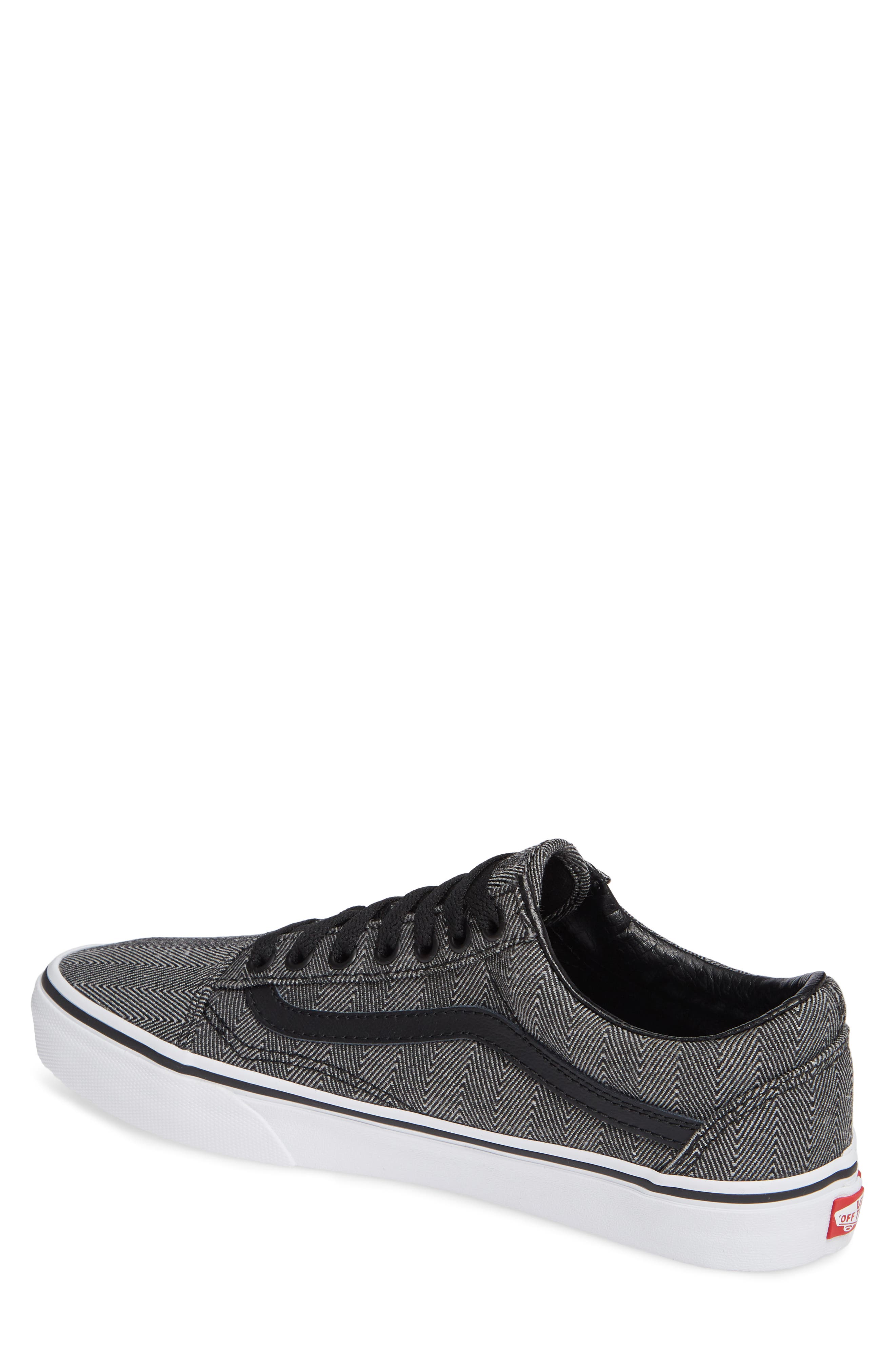 Vans UA Old Skool Sneaker, Alternate, color, 