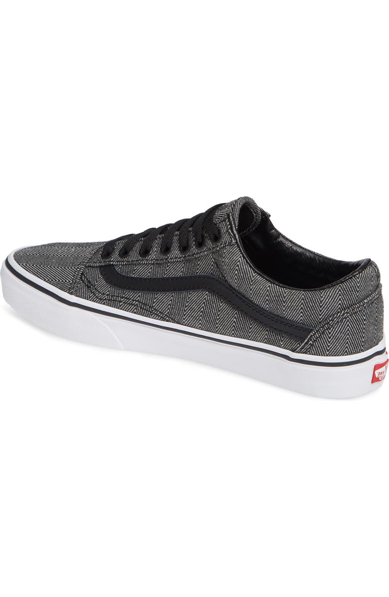Vans UA Old Skool Sneaker, Alternate, color,