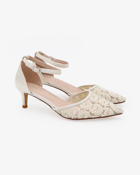Claudia Crochet Lace pointed toe Wedding Kitten Low Heel