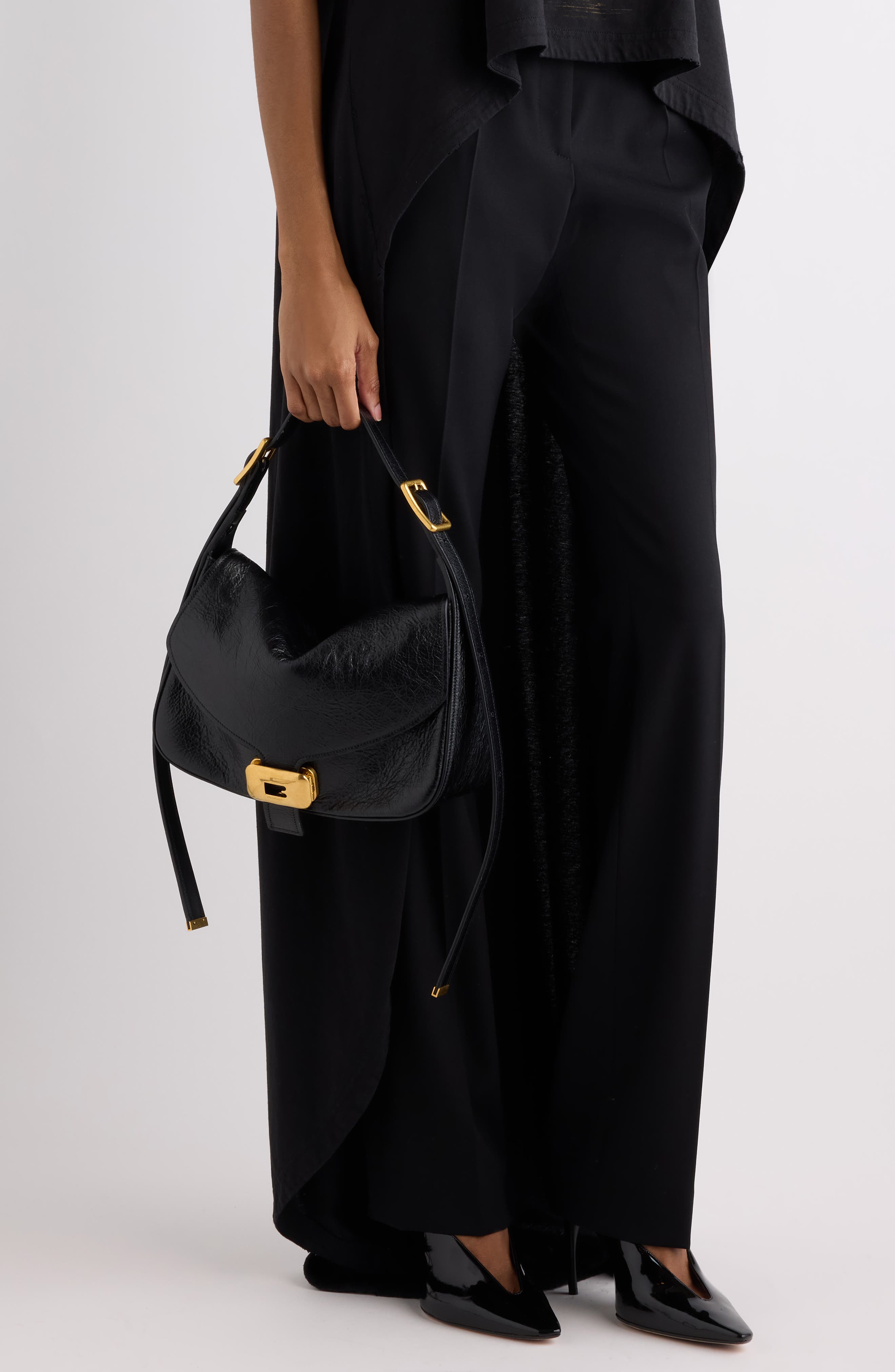 Balenciaga Medium Clicca Arena Leather Shoulder Bag, Alternate, color, 1000 Black