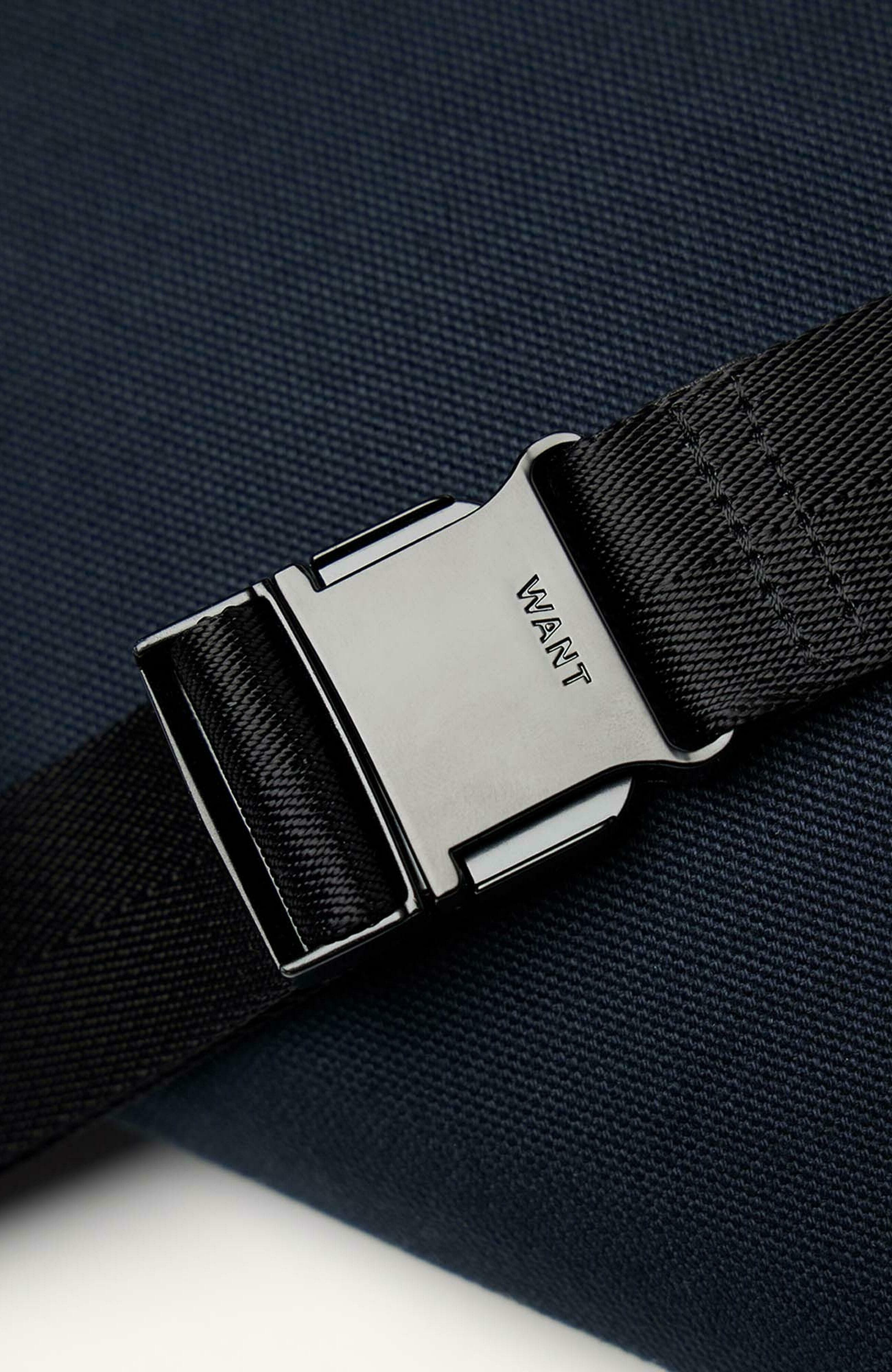 WANT Les Essentiels Atlin Organic Cotton Canvas Belt Bag, Alternate, color, Navy