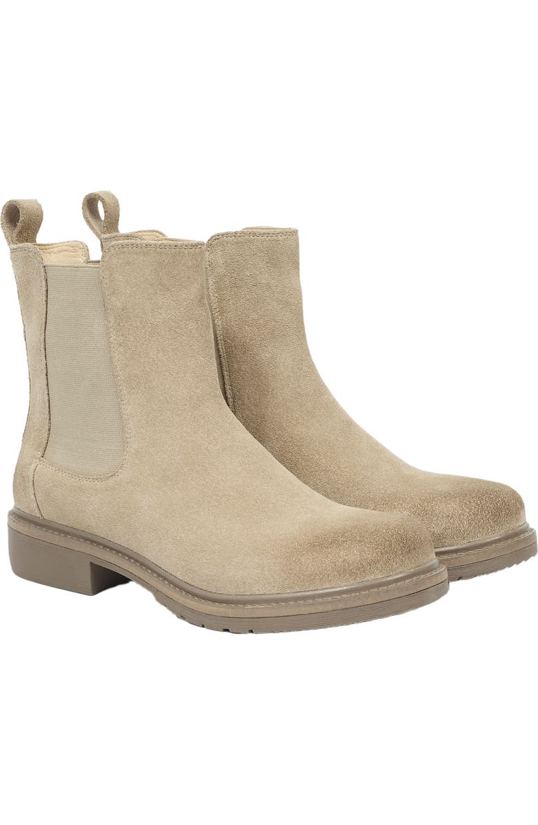 Celtic & Co. Essential Chelsea Ankle Boot, Main, color, Sand