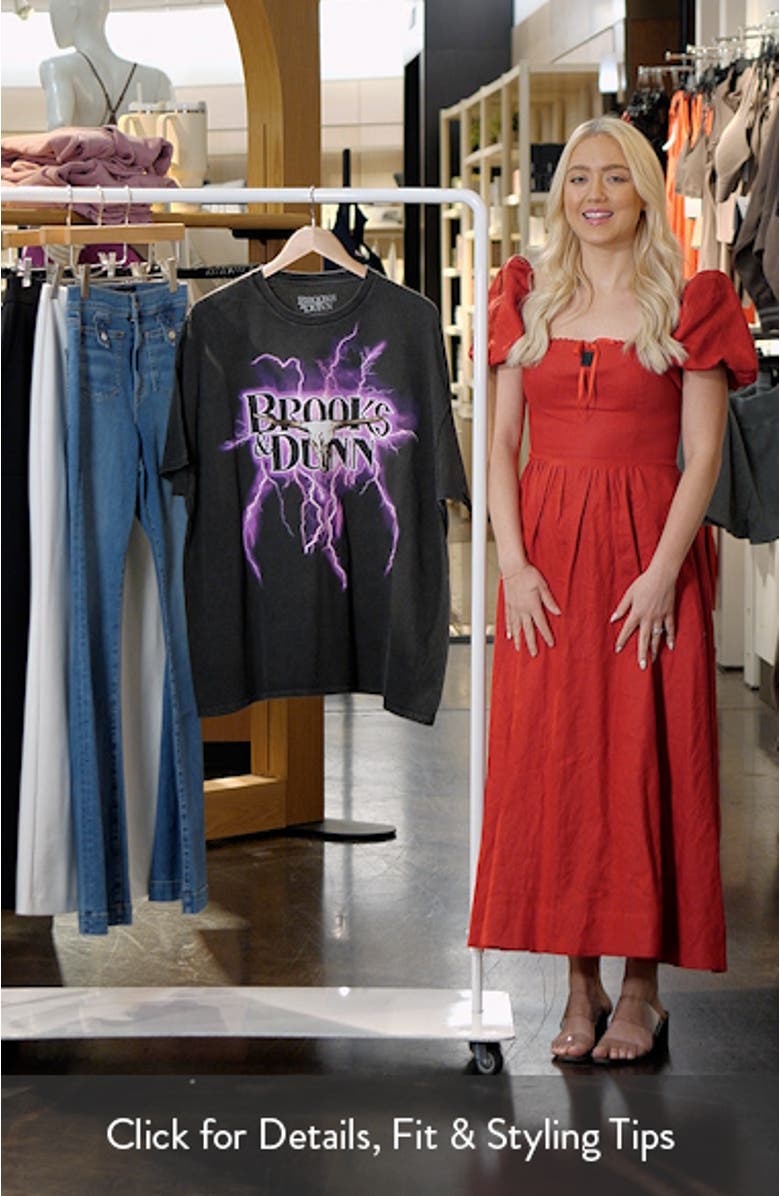 Brooks & Dunn Oversize Graphic T-Shirt, sales video thumbnail