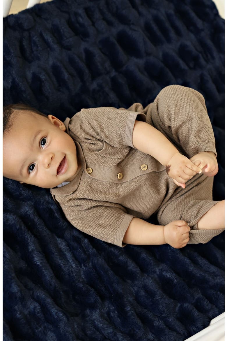 Hugs Navy Blanket, Alternate, color, Navy