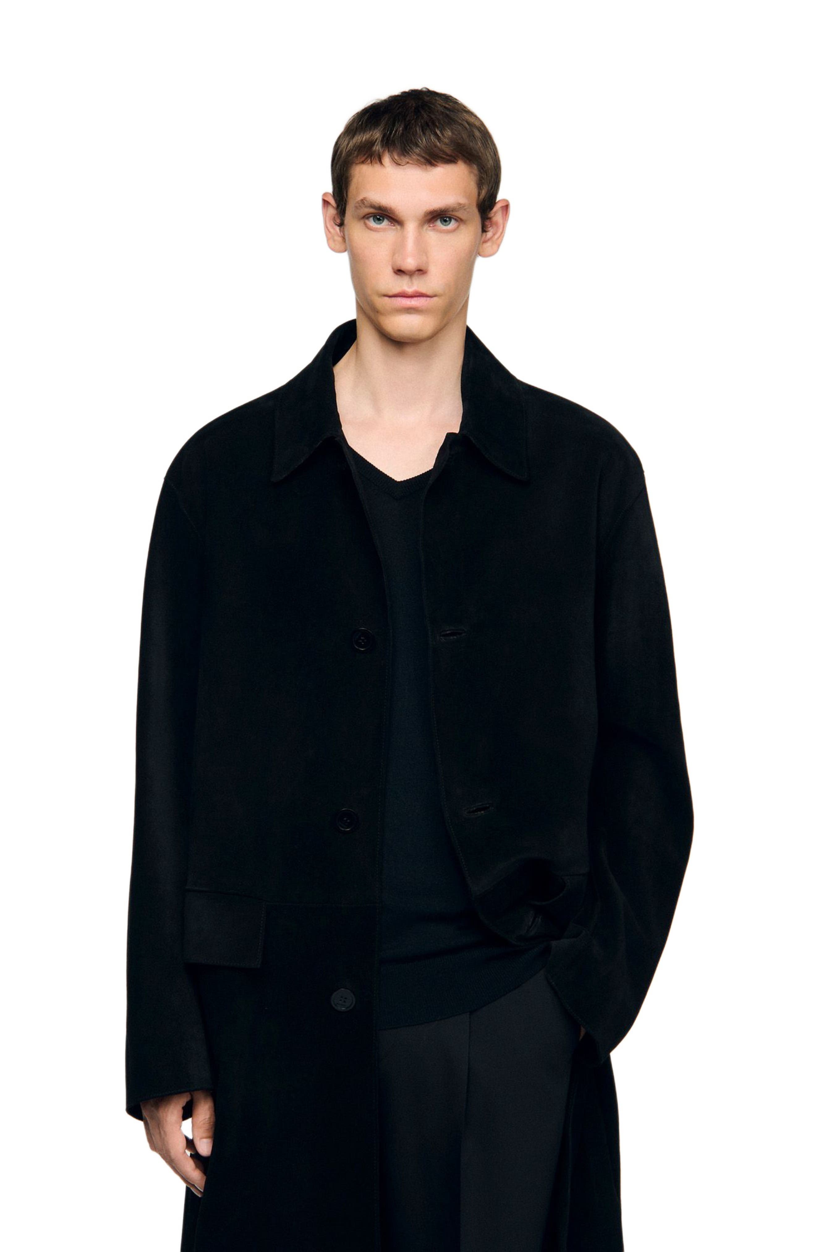 Oversized coat with wing collar