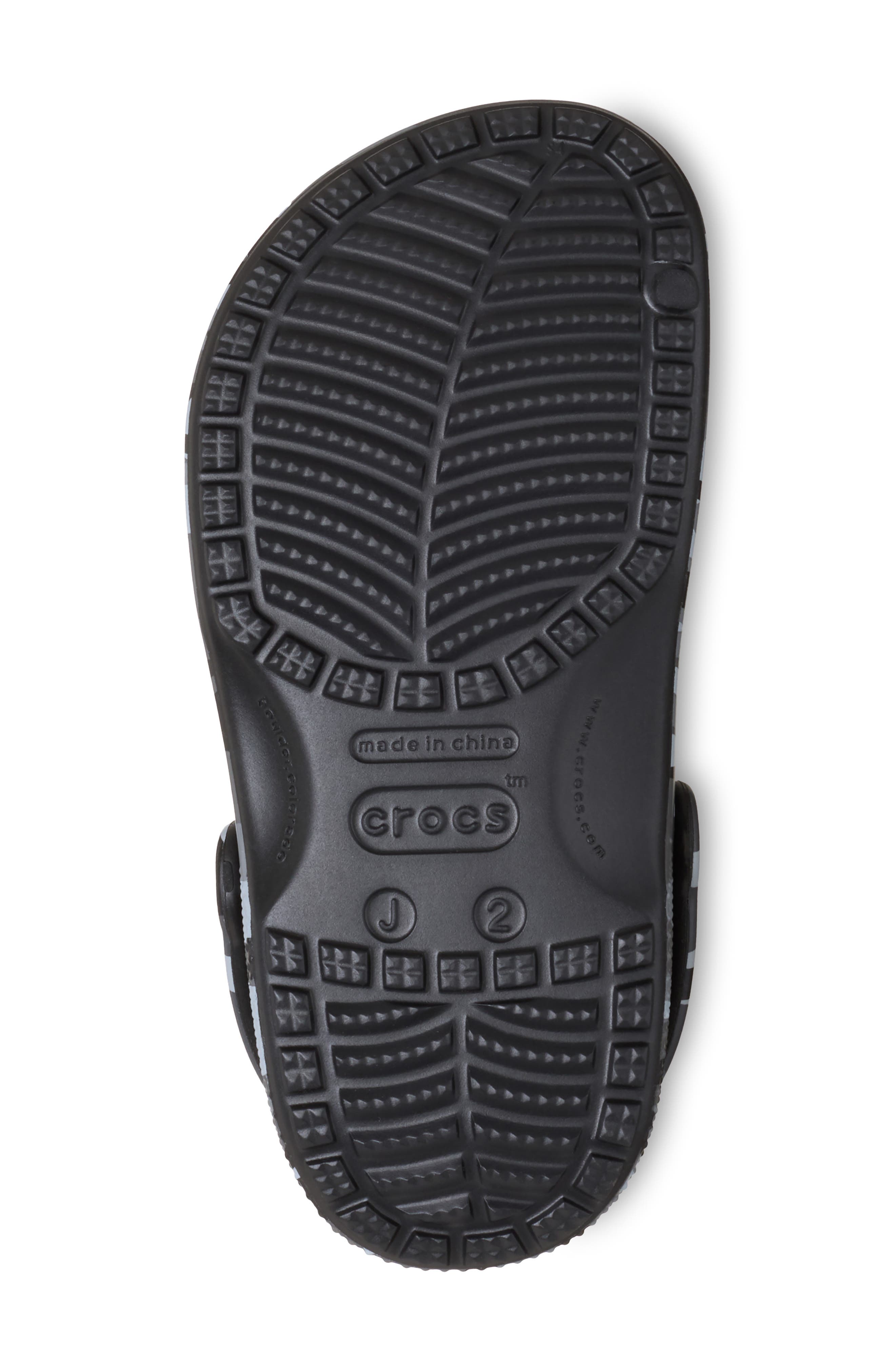 CROCS Kids' Classic Camo Clog, Alternate, color, Black Slate Grey