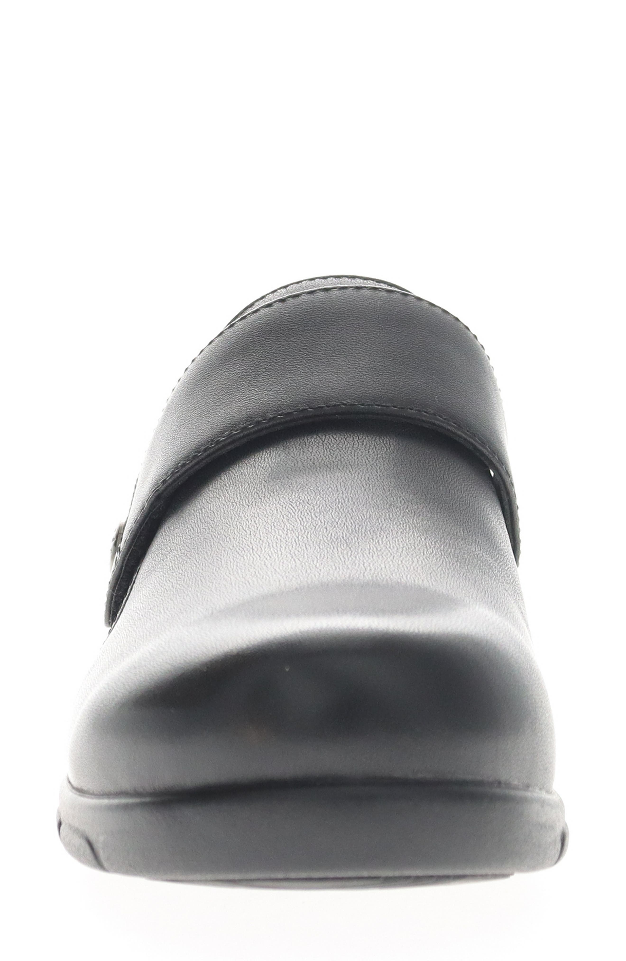 Propét Wallis Slip-On Shoe, Alternate, color, Black