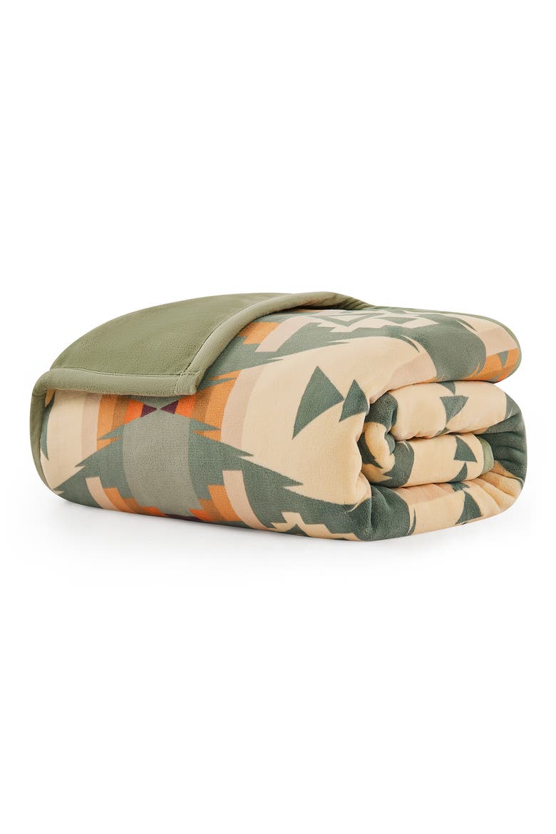 Siskiyou Plush Throw Blanket, Main, color, GREEN