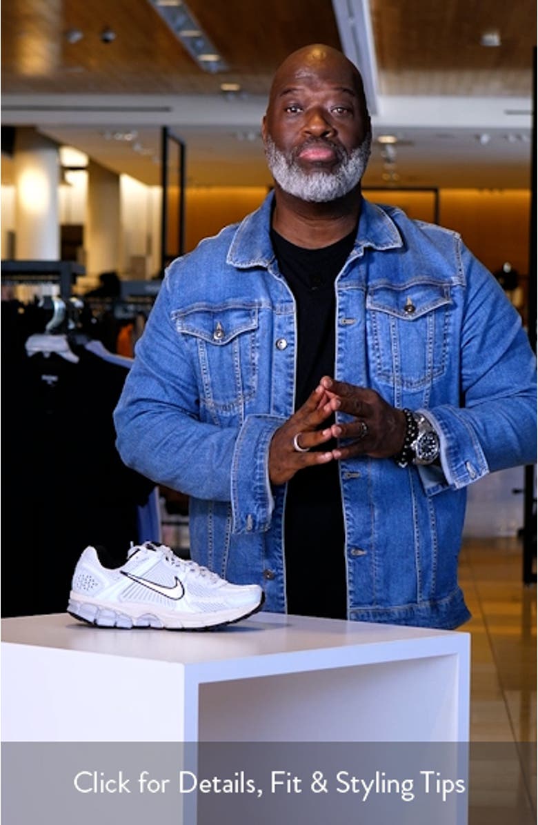 Zoom Vomero 5 Sneaker, sales video thumbnail