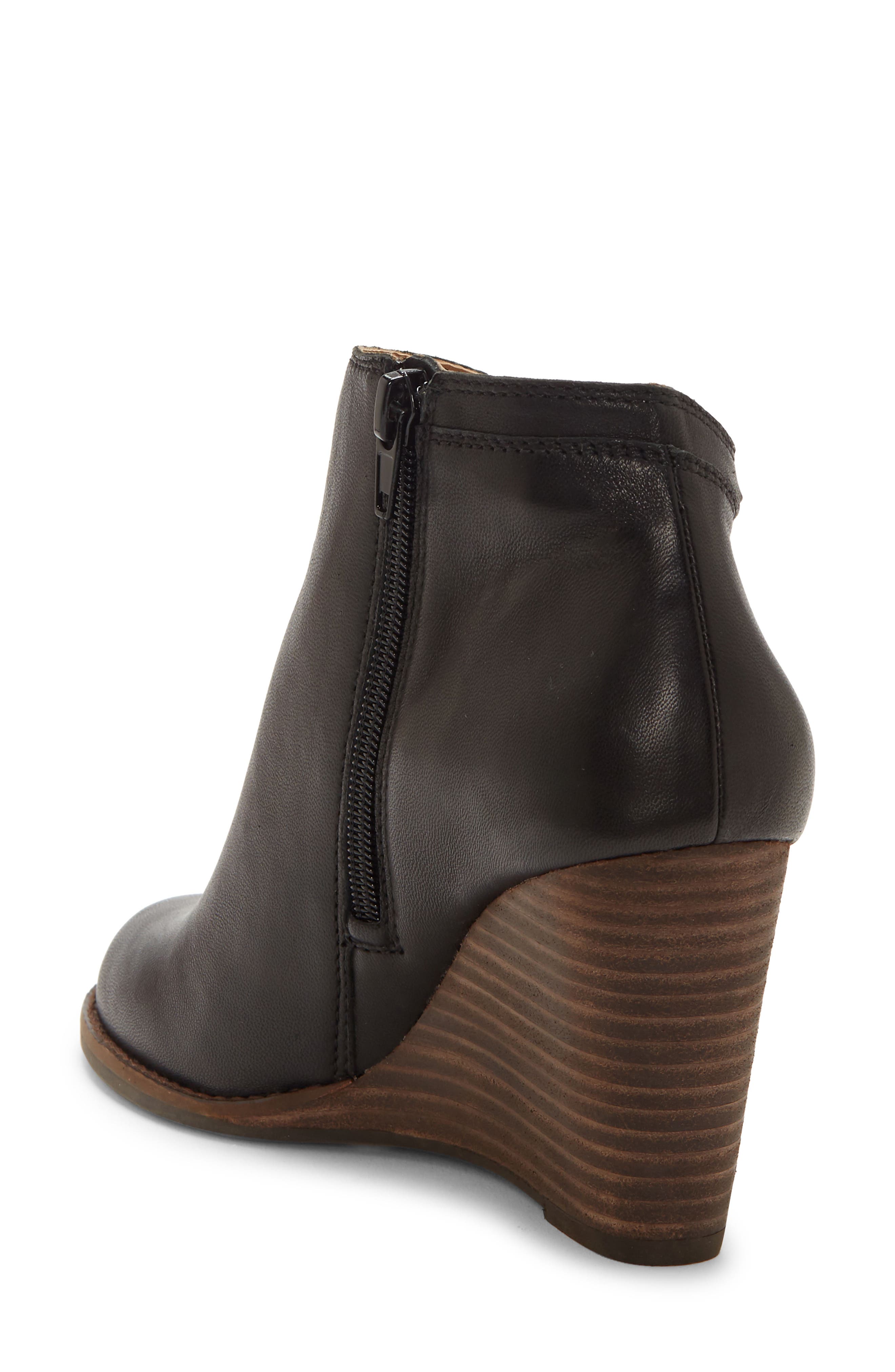 Lucky Brand Yewani Bootie, Alternate, color, 