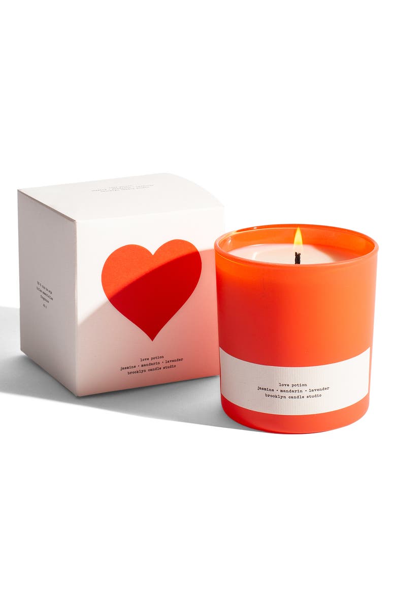 BROOKLYN CANDLE STUDIO Love Potion Candle, Alternate, color, Red