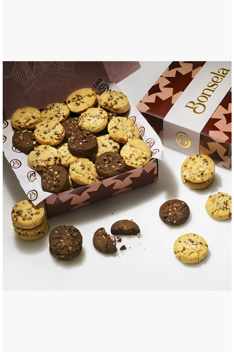 28 Piece Bakery Fresh Chocolate Chip Christmas Cookies, Alternate, color, Multi
