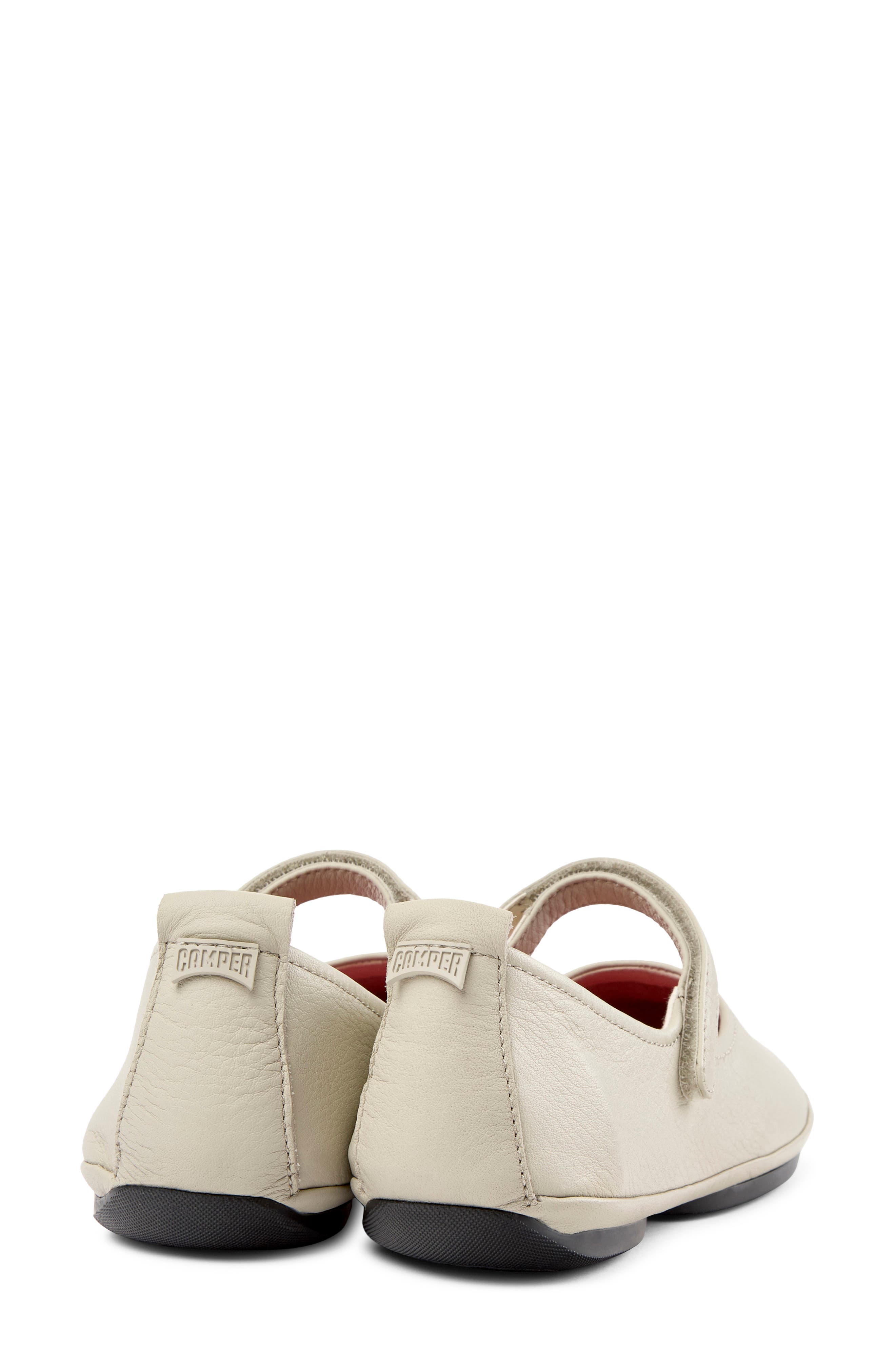 Nina Flat - image 4