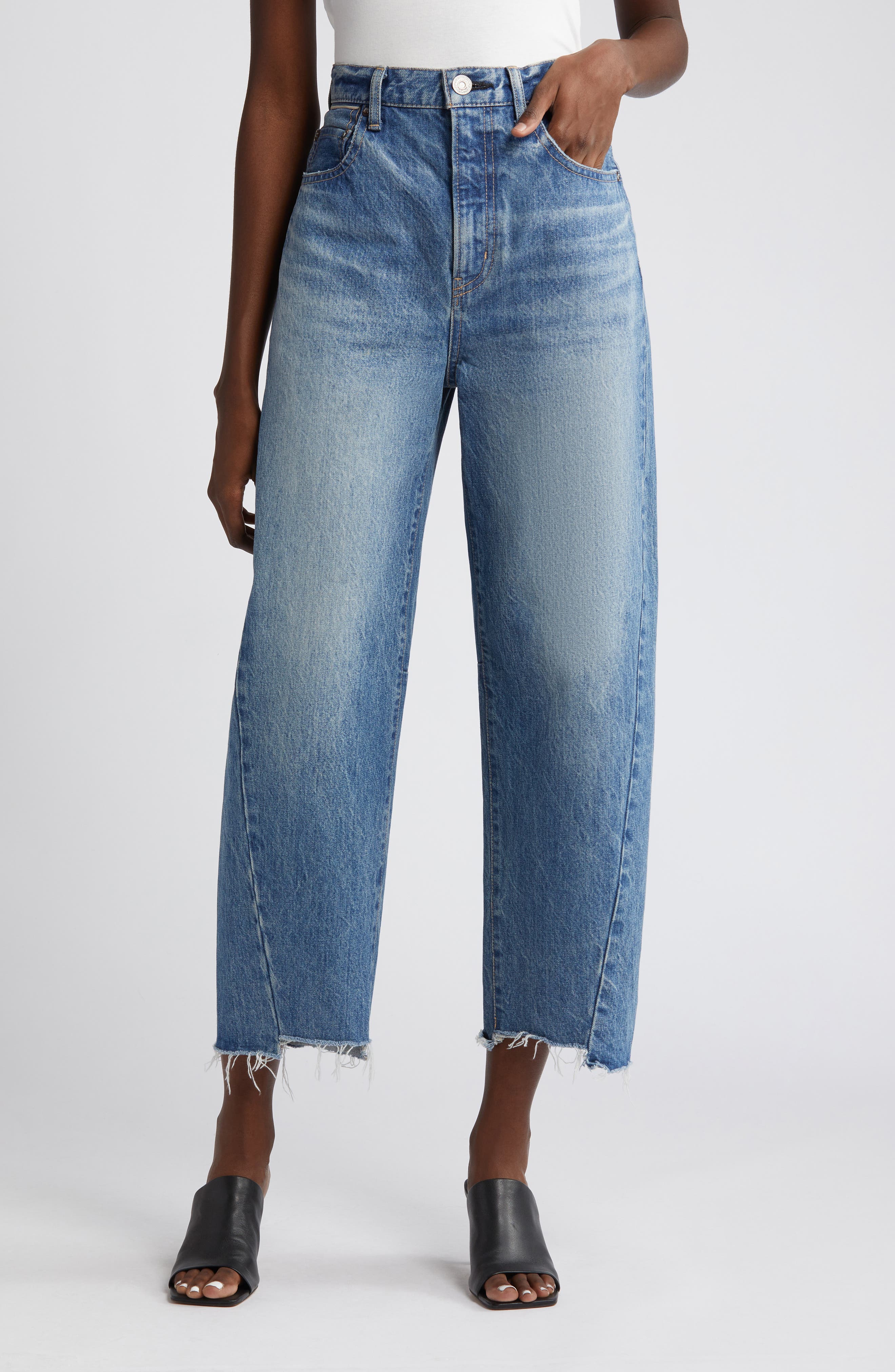 MOUSSY VINTAGE Cloverhill Step Hem High Waist Crop Barrel Jeans